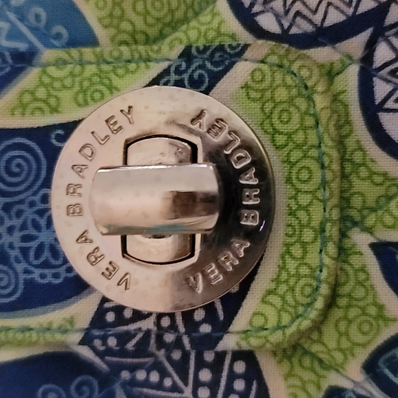 NWOT Vera Bradley Turn Lock Wallet Clutch Doodle Daisy Pattern - Picture 6 of 7